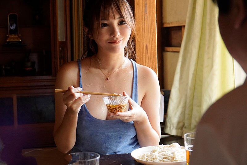 Cô vợ hàng xóm vú to và anh trai về quê số hưởng